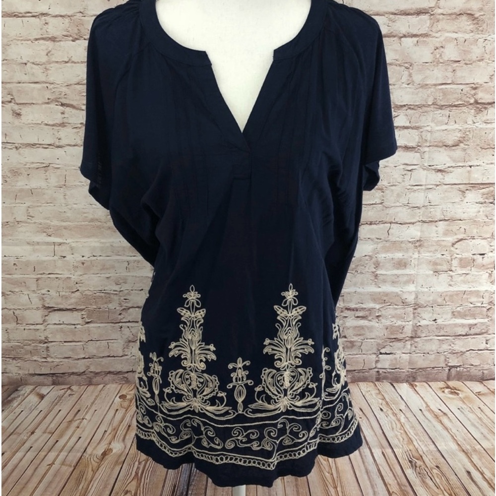 OSO Casuals Plus Size 1X Navy Blue Embroidered Top V-Neck Boho EUC